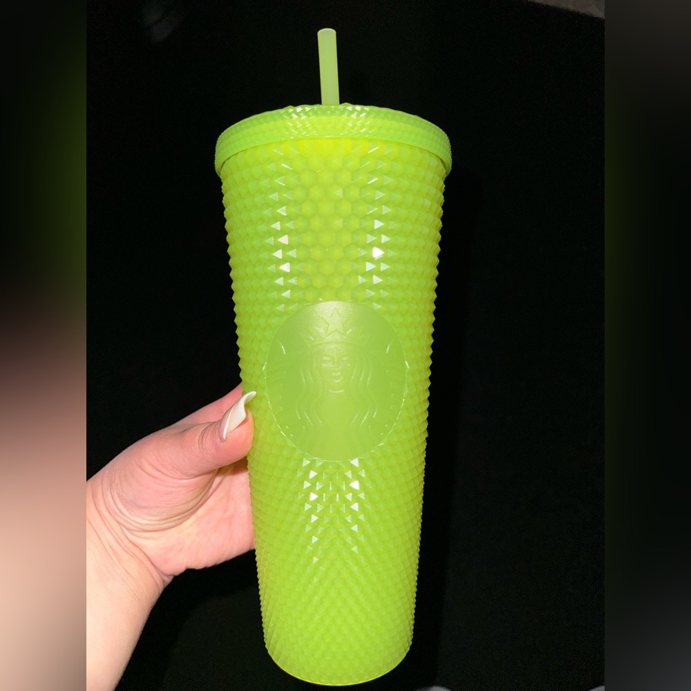 Starbucks 24 OZ studded cup 2022 collection, glow-in-the-dark target exclusive!!